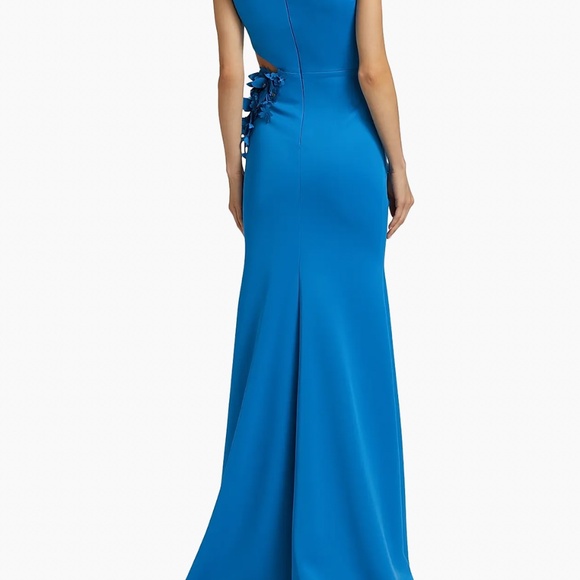 Mikado cut out gown - Picture 9 of 10